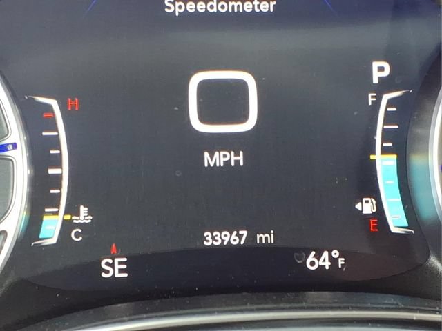 Used 2025 Chrysler Pacifica Limited FWD image 27