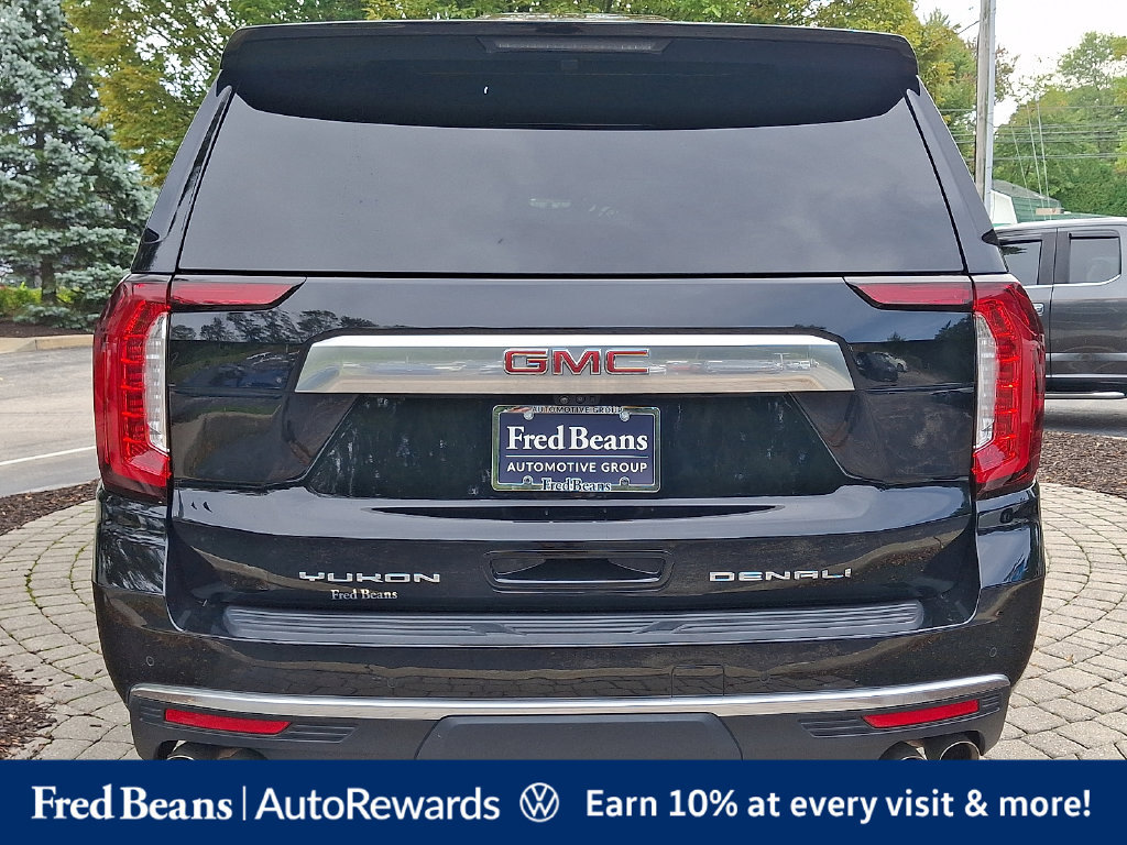 Used 2022 GMC Yukon XL Denali w/ Advanced Technology Package AWD/4WD image 6