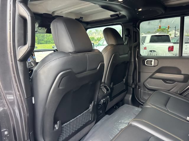 New 2026 Jeep Wrangler Unlimited Sahara AWD/4WD image 9