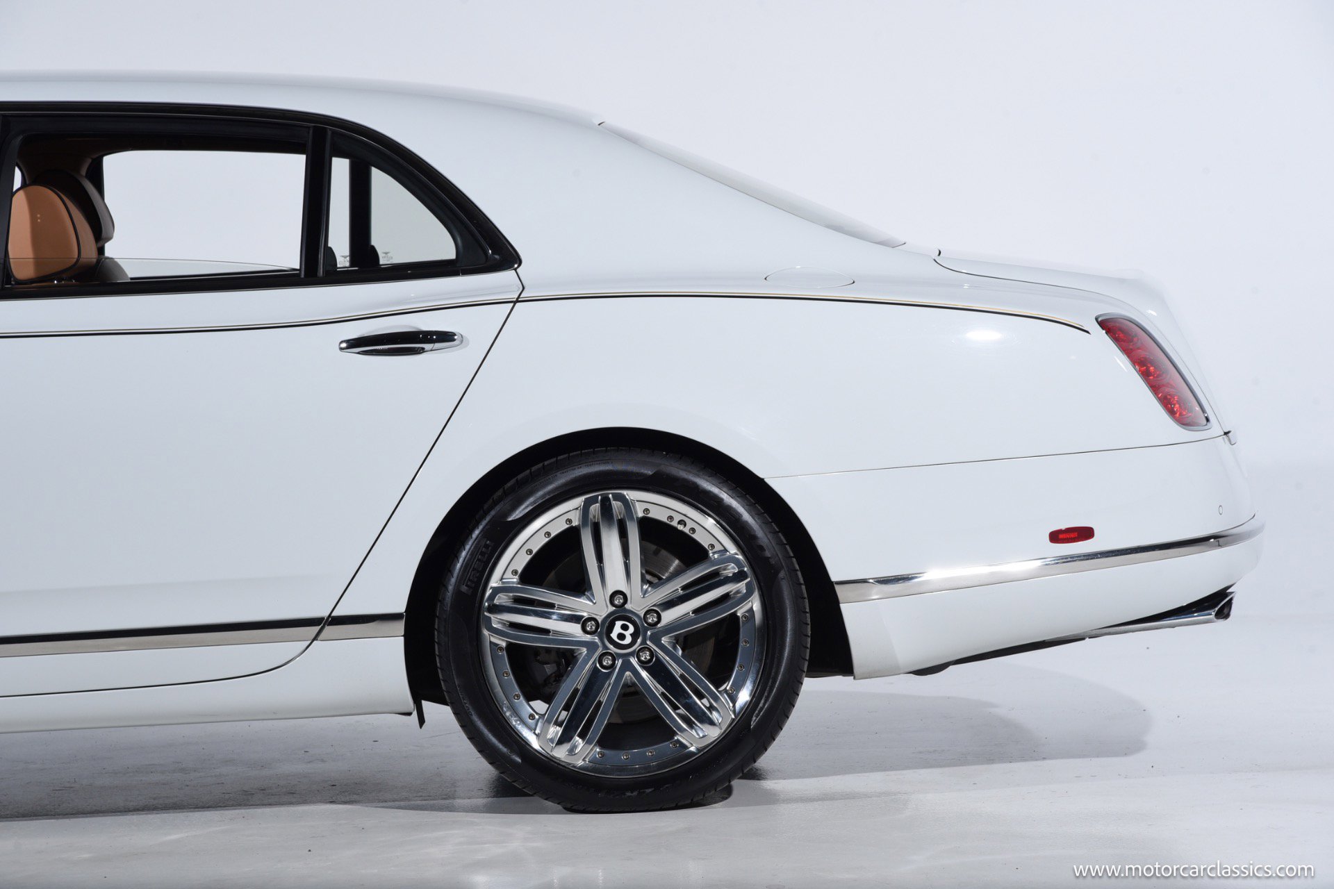 Used 2012 Bentley Mulsanne RWD image 19