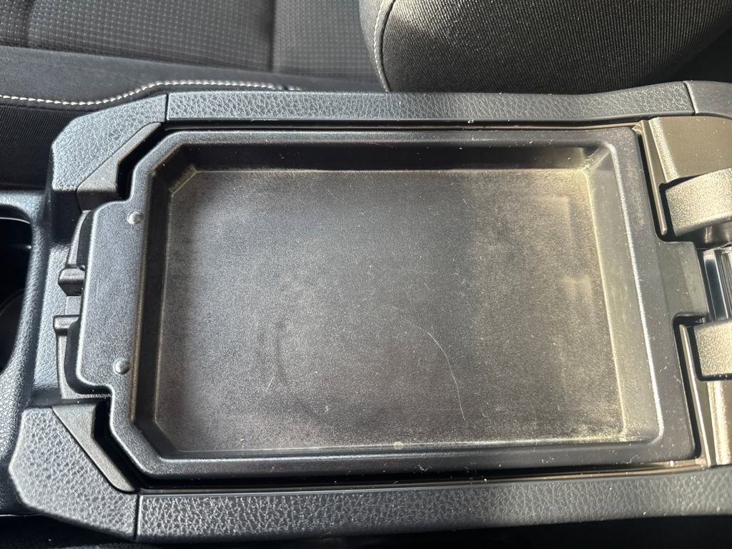 Used 2018 Toyota RAV4 XLE image 28