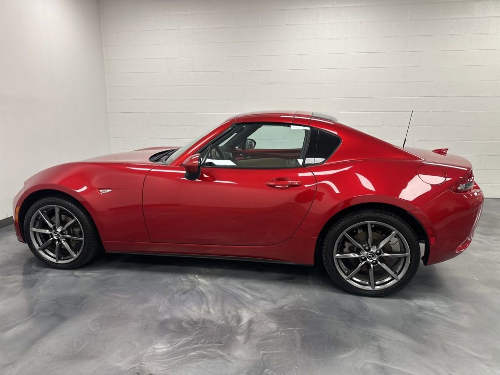 Used 2017 MAZDA MX-5 Miata RF Grand Touring image 12