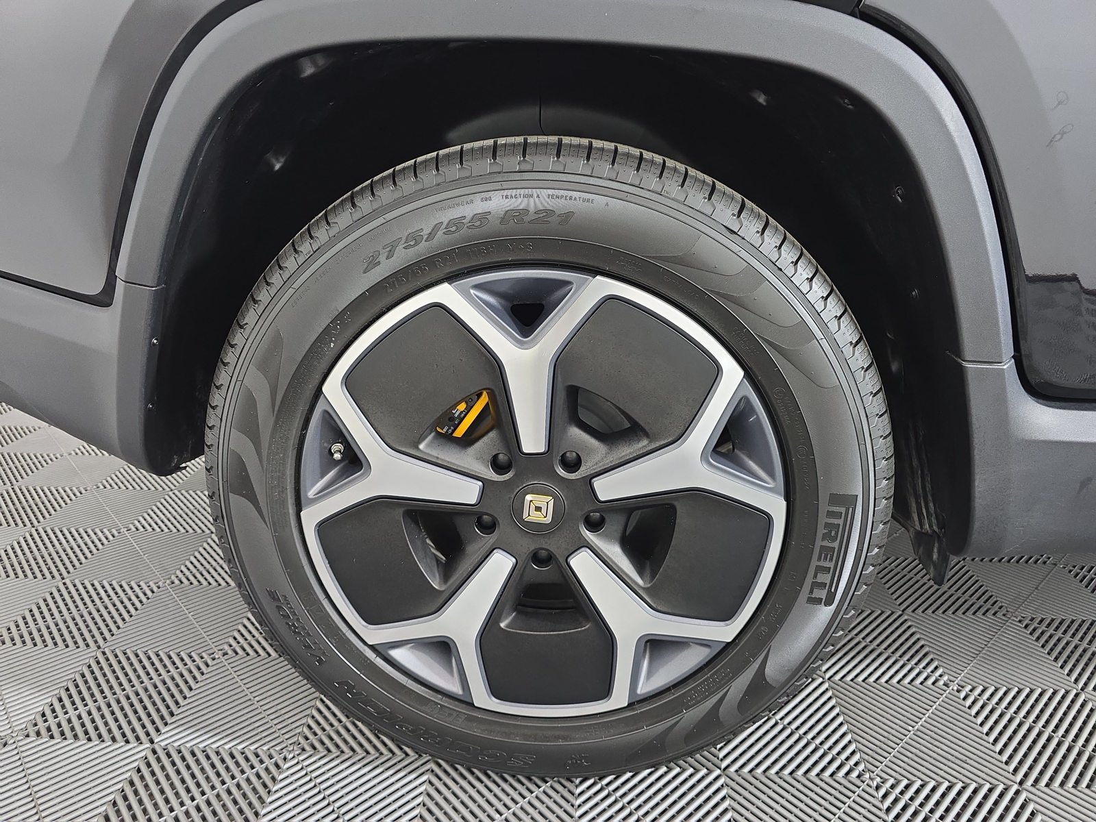 Used 2022 Rivian R1T Adventure AWD/4WD image 12