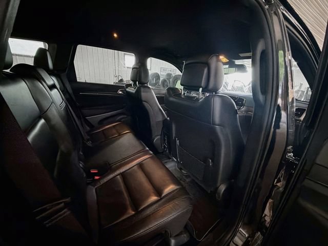 Used 2022 Jeep Grand Cherokee Limited w/ Technology Group AWD/4WD image 11