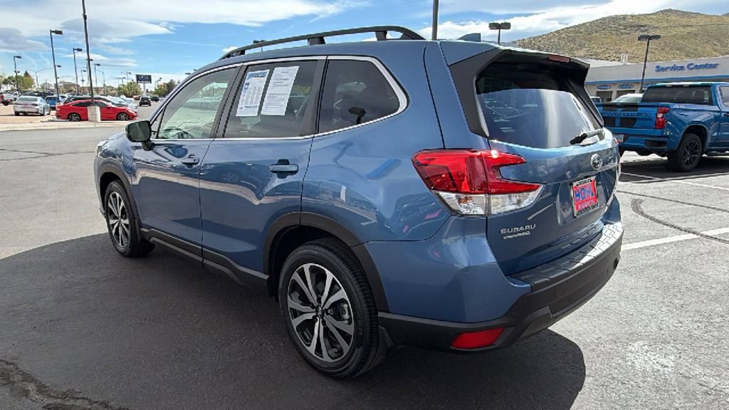 Used 2023 Subaru Forester Limited AWD/4WD image 5