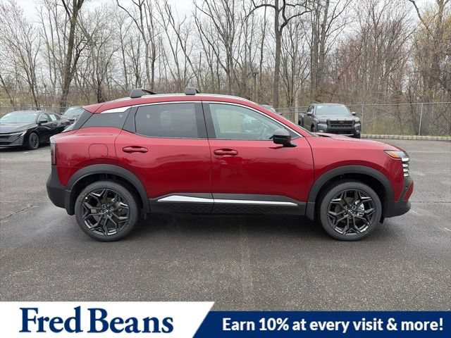 New 2026 Nissan Kicks SR w/ Cold Weather Package AWD/4WD image 10