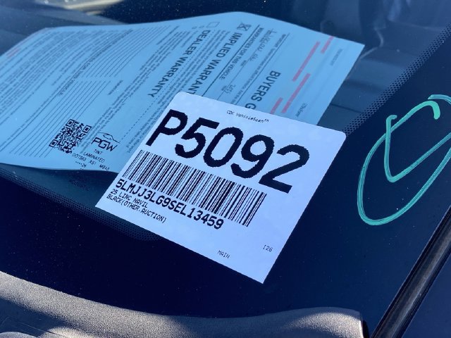 Used 2025 Lincoln Navigator L Reserve AWD/4WD image 36