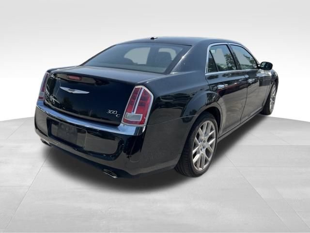 Used 2012 Chrysler 300 C w/ 19-Premium Speaker Group RWD image 7