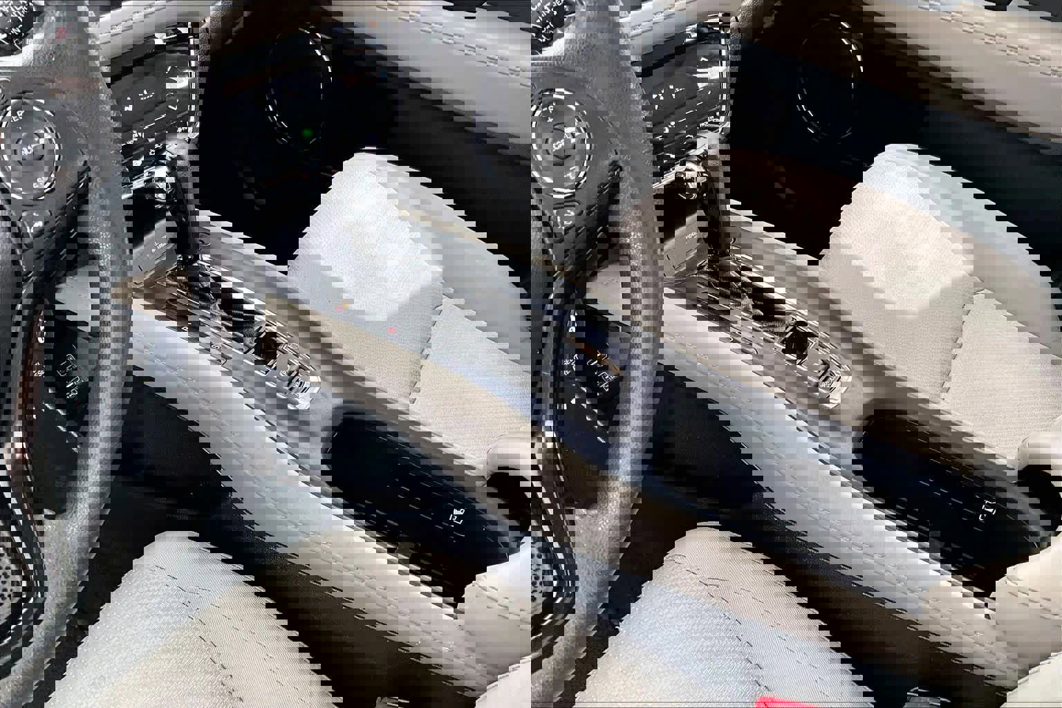 Used 2020 Honda HR-V EX image 16