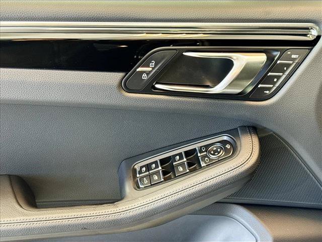 Certified 2026 Porsche Macan Turbo AWD/4WD image 11