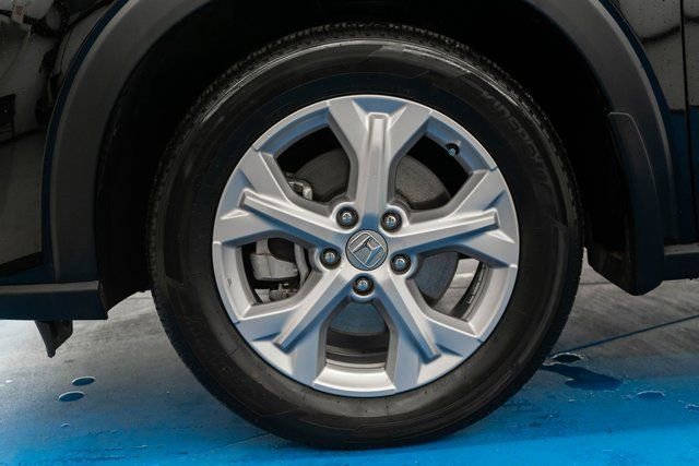 Certified 2024 Honda HR-V LX image 2