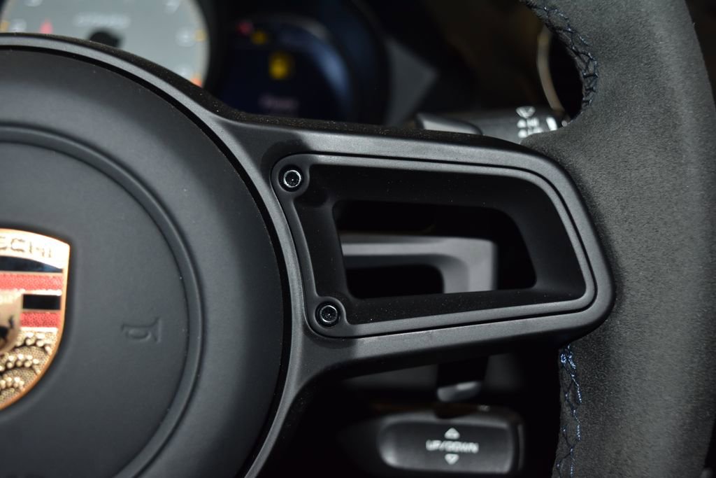 Used 2024 Porsche 718 Cayman GT4 RS image 10