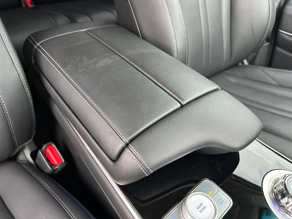 Used 2025 Genesis GV80 2.5T Standard AWD/4WD image 47