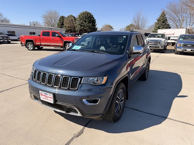 Used 2020 Jeep Grand Cherokee Limited AWD/4WD image 15