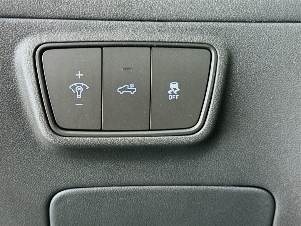 Used 2024 Hyundai Santa Cruz Night image 10