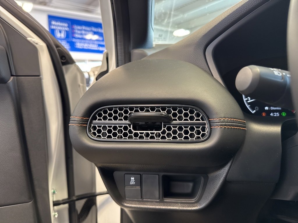 New 2025 Honda HR-V Sport image 15