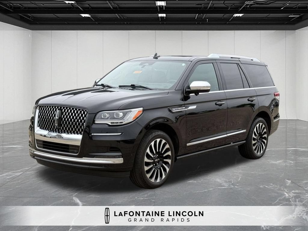 Certified 2024 Lincoln Navigator Black Label AWD/4WD image 1