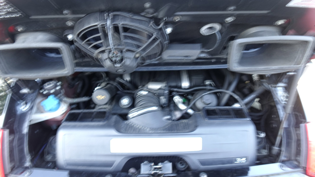 Used 2010 Porsche 911 Carrera image 19