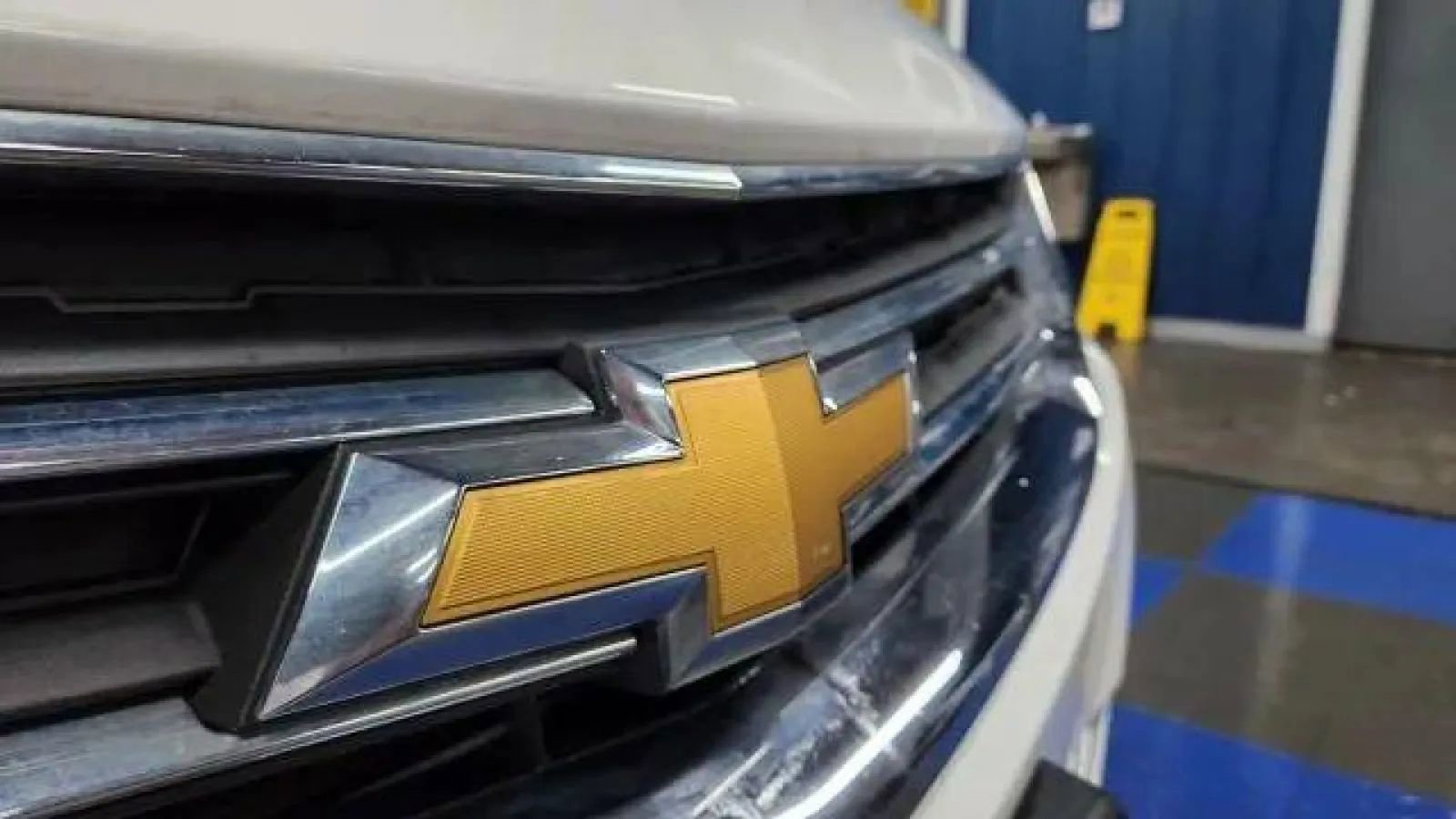 Used 2015 Chevrolet Impala LT w/ Convenience Package image 45