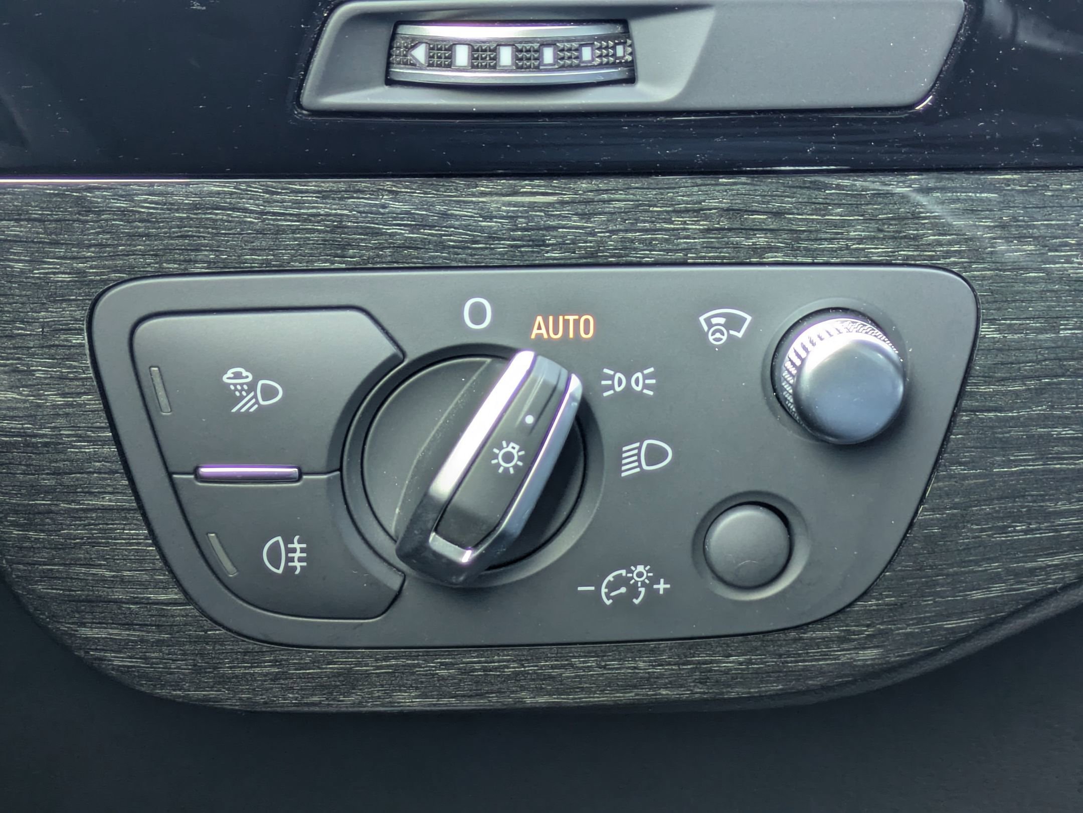 Used 2018 Audi Q7 3.0T Prestige w/ Prestige Package image 18