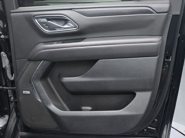Used 2024 Chevrolet Suburban RST image 36