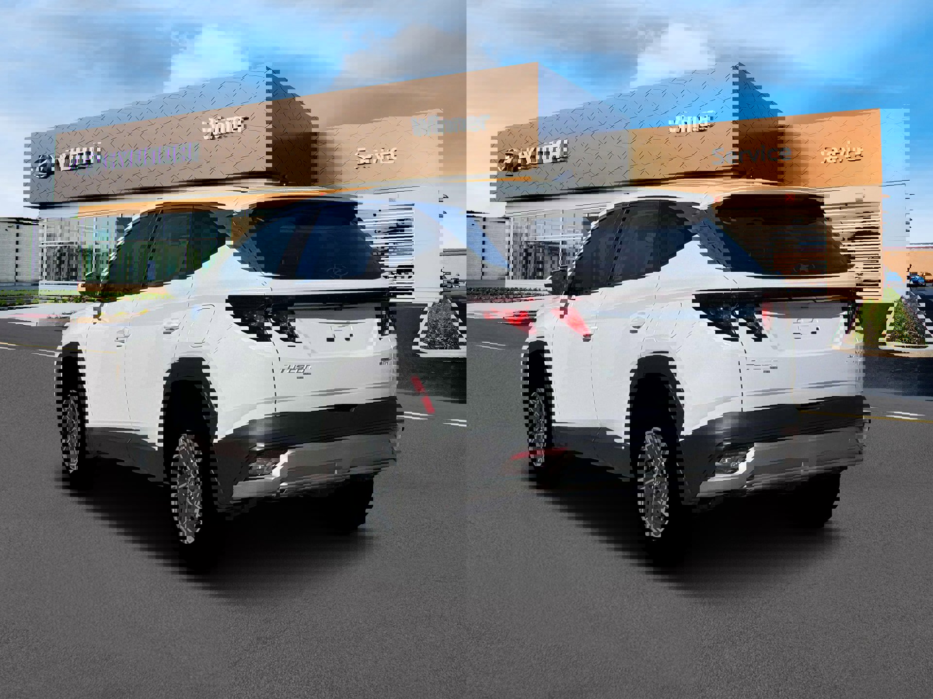 New 2026 Hyundai Tucson Blue SE image 5