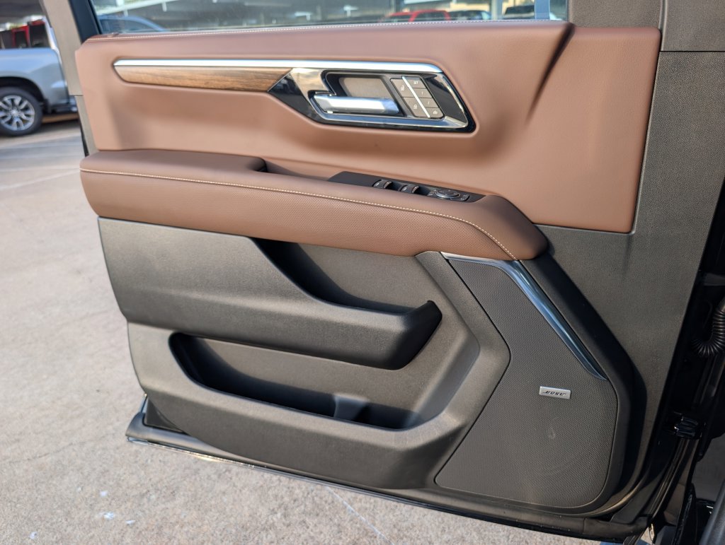 New 2026 Chevrolet Tahoe High Country RWD image 13