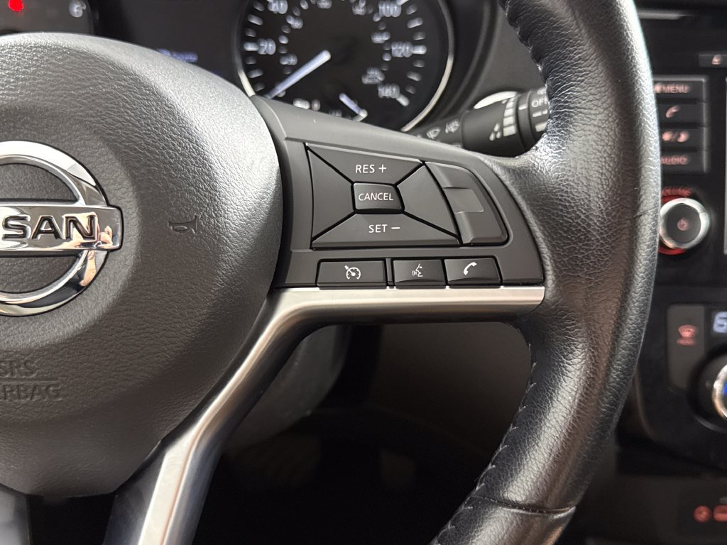 Used 2021 Nissan Rogue Sport SV FWD image 16