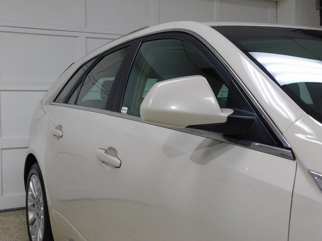 Used 2010 Cadillac CTS Performance image 9
