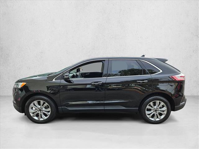 Used 2023 Ford Edge Titanium w/ Class II Trailer Tow Package image 9