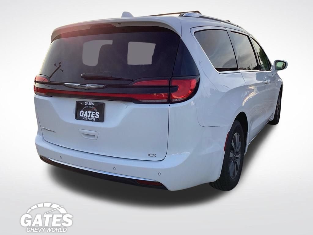 Used 2021 Chrysler Pacifica Touring-L FWD image 9