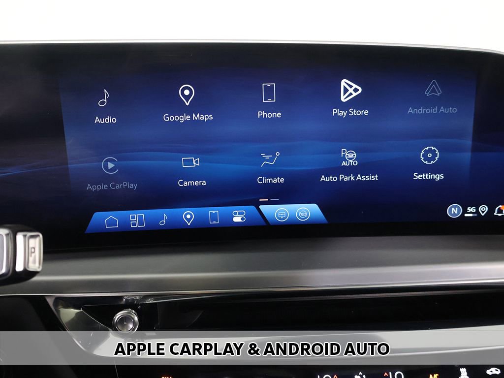 Used 2024 Cadillac Lyriq Luxury RWD image 11