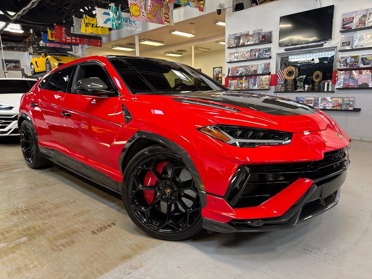 Used 2024 Lamborghini Urus Performante