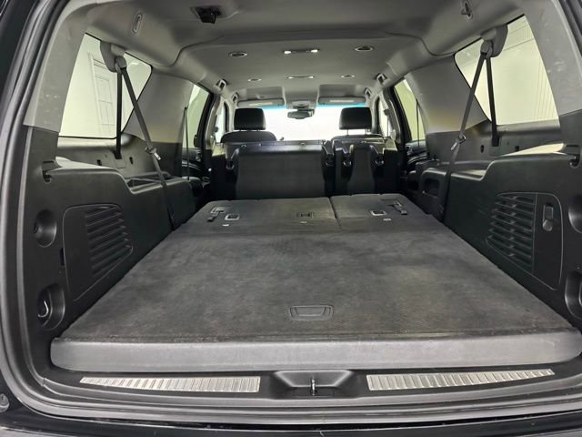 Used 2019 Chevrolet Suburban LT image 37