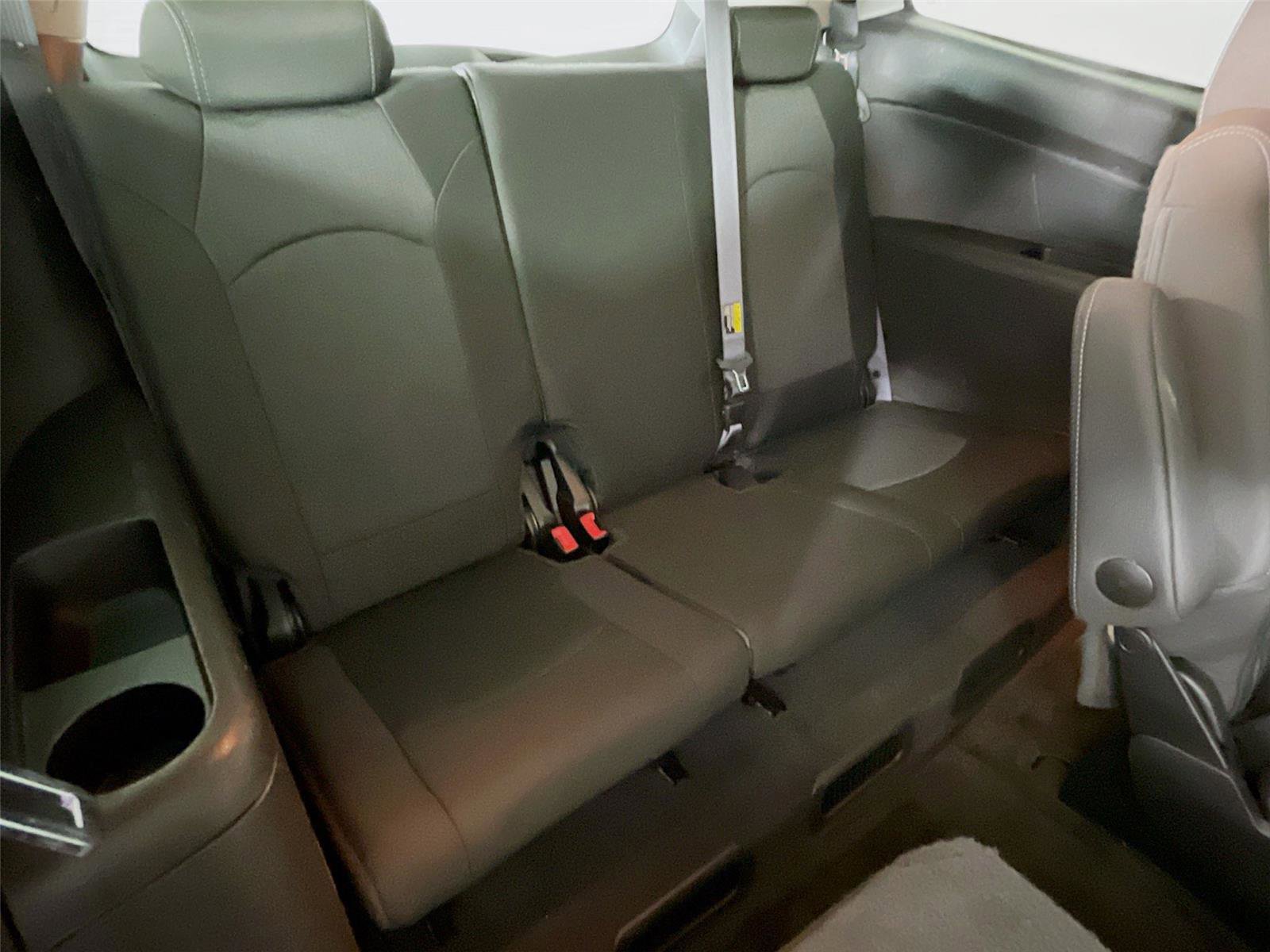 Used 2014 Chevrolet Traverse LT w/ All-Star Edition image 30