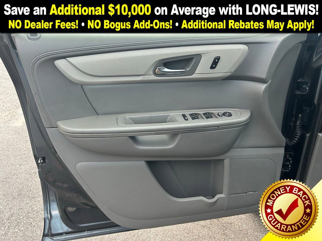 Used 2014 Chevrolet Traverse LT image 18