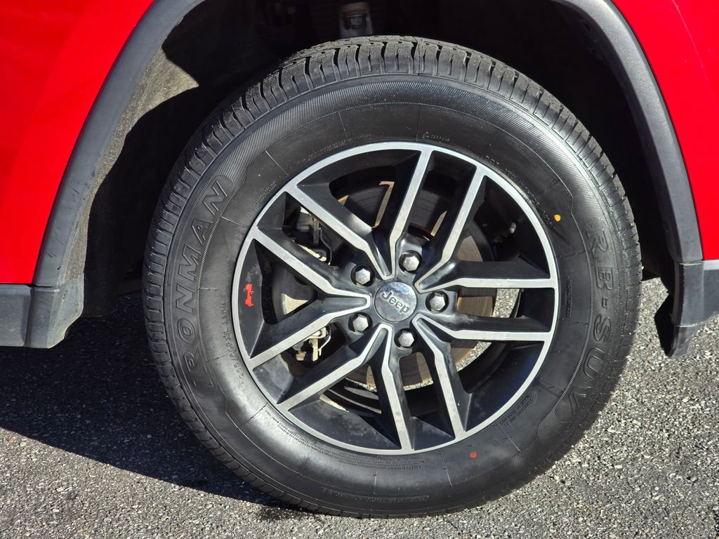 Used 2017 Jeep Grand Cherokee Trailhawk image 18