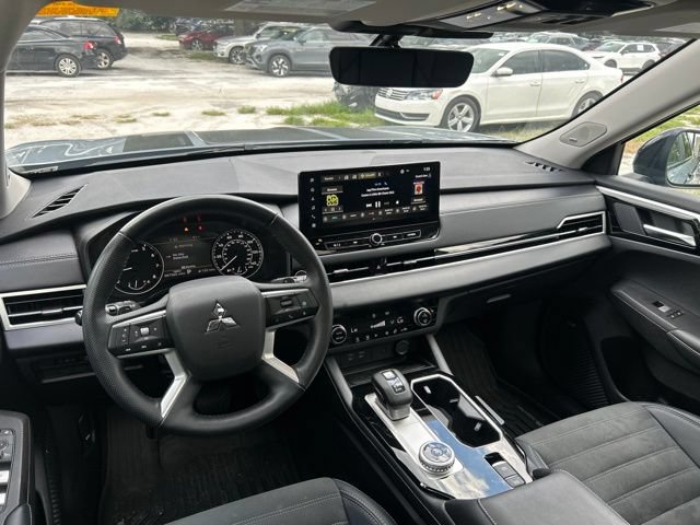 Used 2026 Mitsubishi Outlander LE AWD/4WD image 15