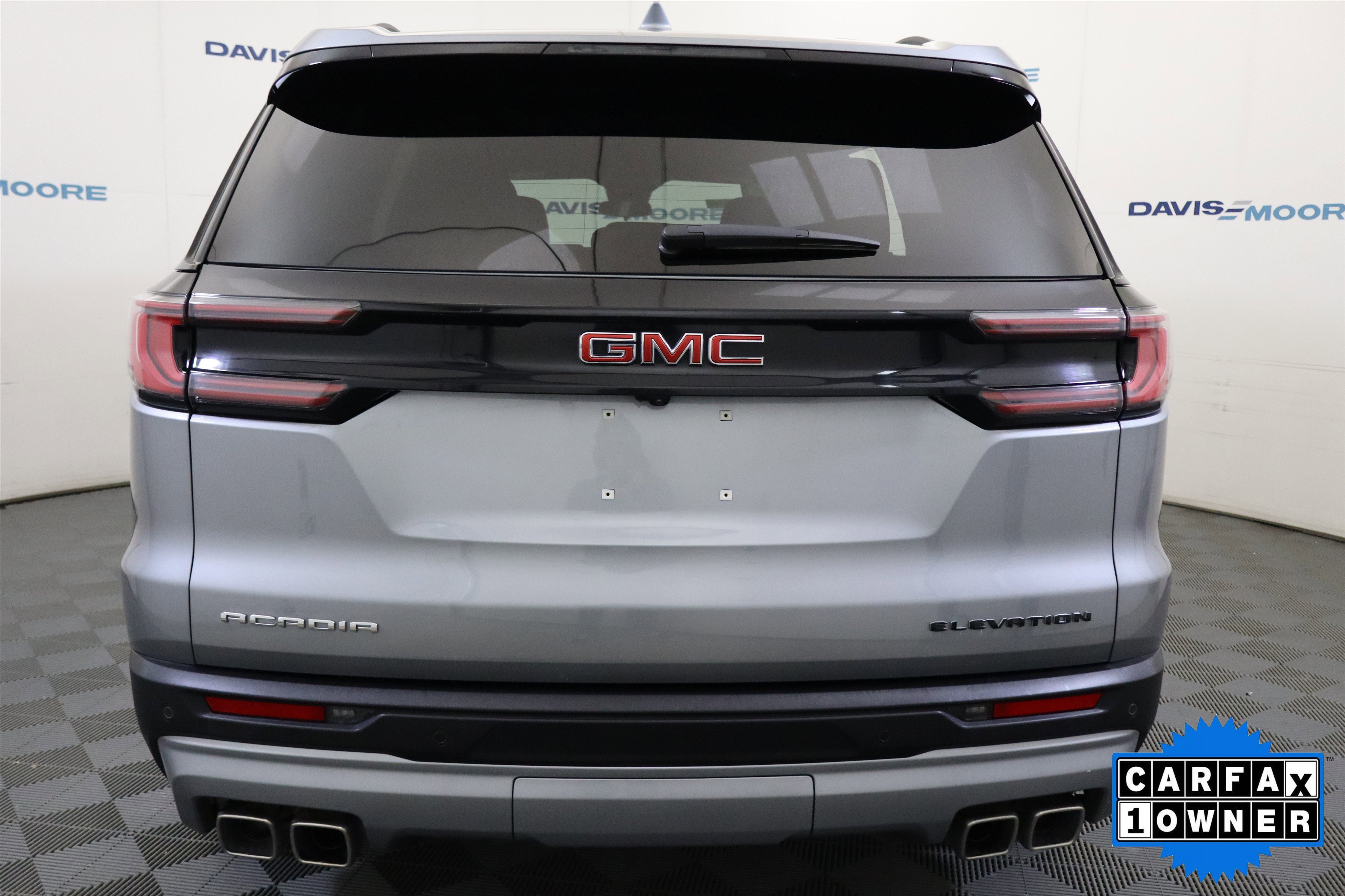 Used 2025 GMC Acadia Elevation image 6