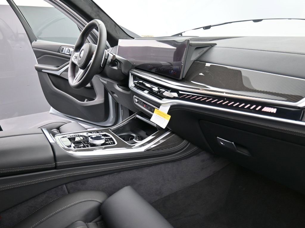 New 2026 BMW X7 M60i w/ Executive Package image 27