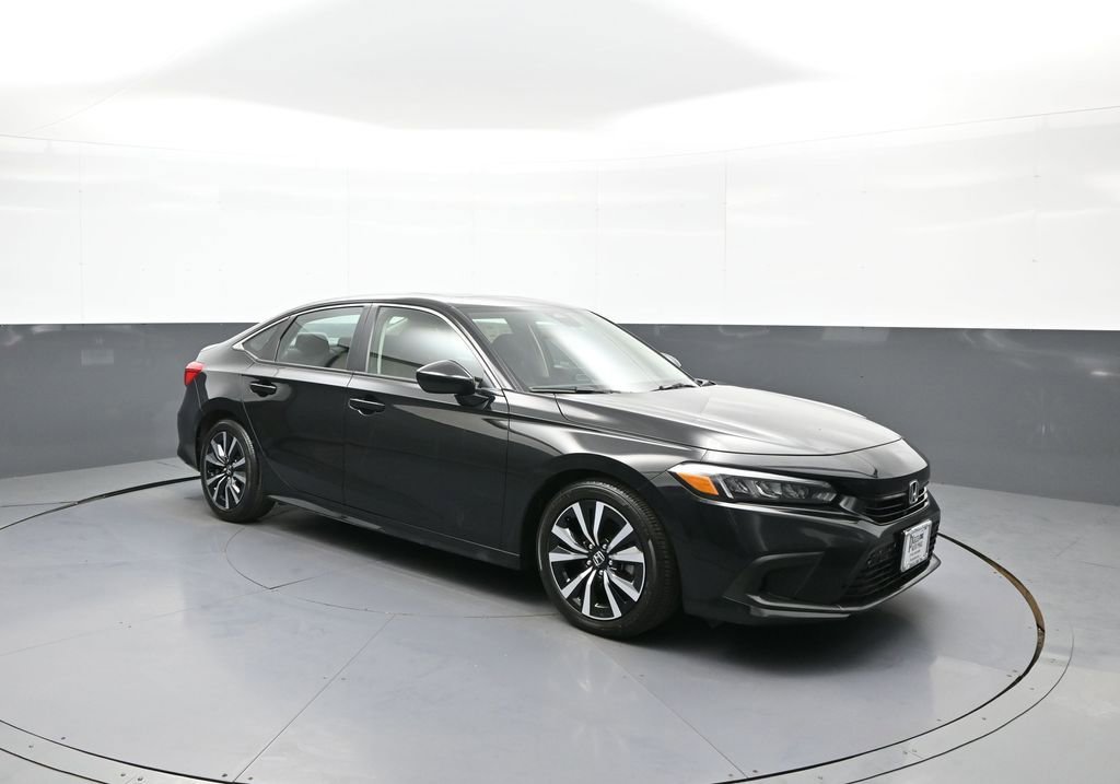 Used 2023 Honda Civic EX image 4