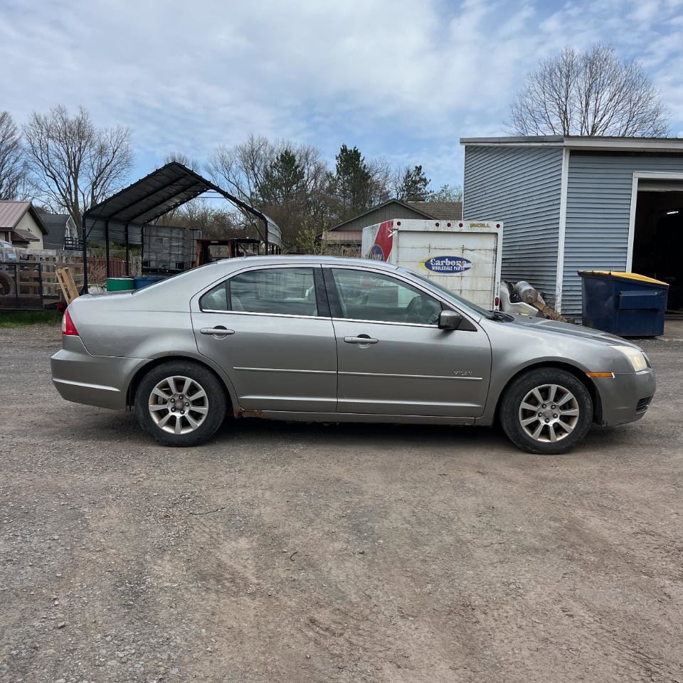 Used 2008 Mercury Milan FWD image 5