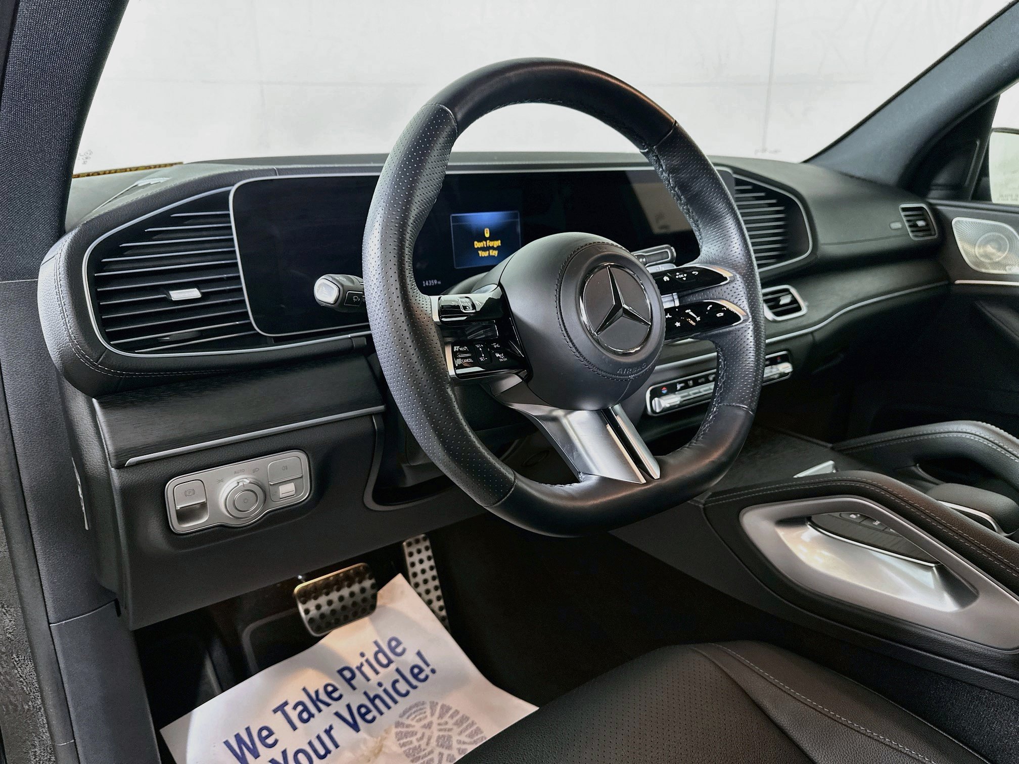 Certified 2025 Mercedes-Benz GLS 450 4MATIC image 9