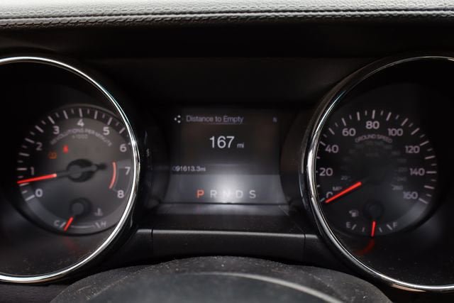 Used 2017 Ford Mustang Coupe RWD image 8