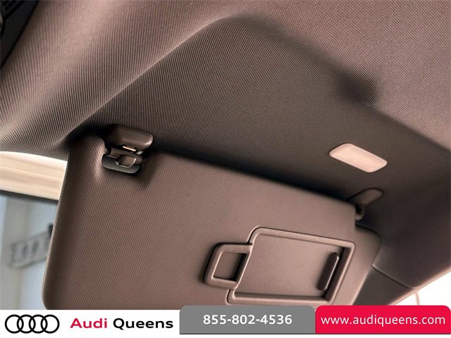 Used 2025 Audi Q6 e-tron Premium Plus image 28