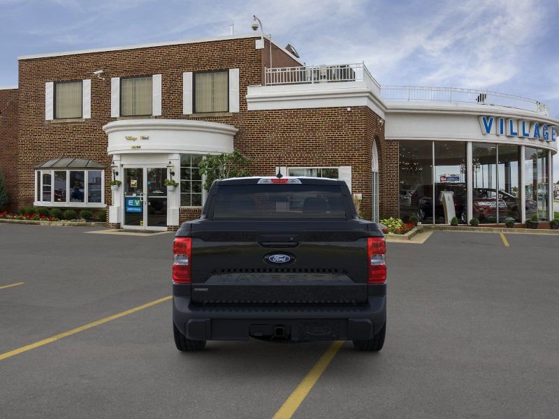 New 2026 Ford Maverick XLT w/ Equipment Group 301A image 5