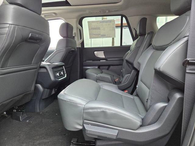 New 2026 Ford Expedition Max Active RWD image 5