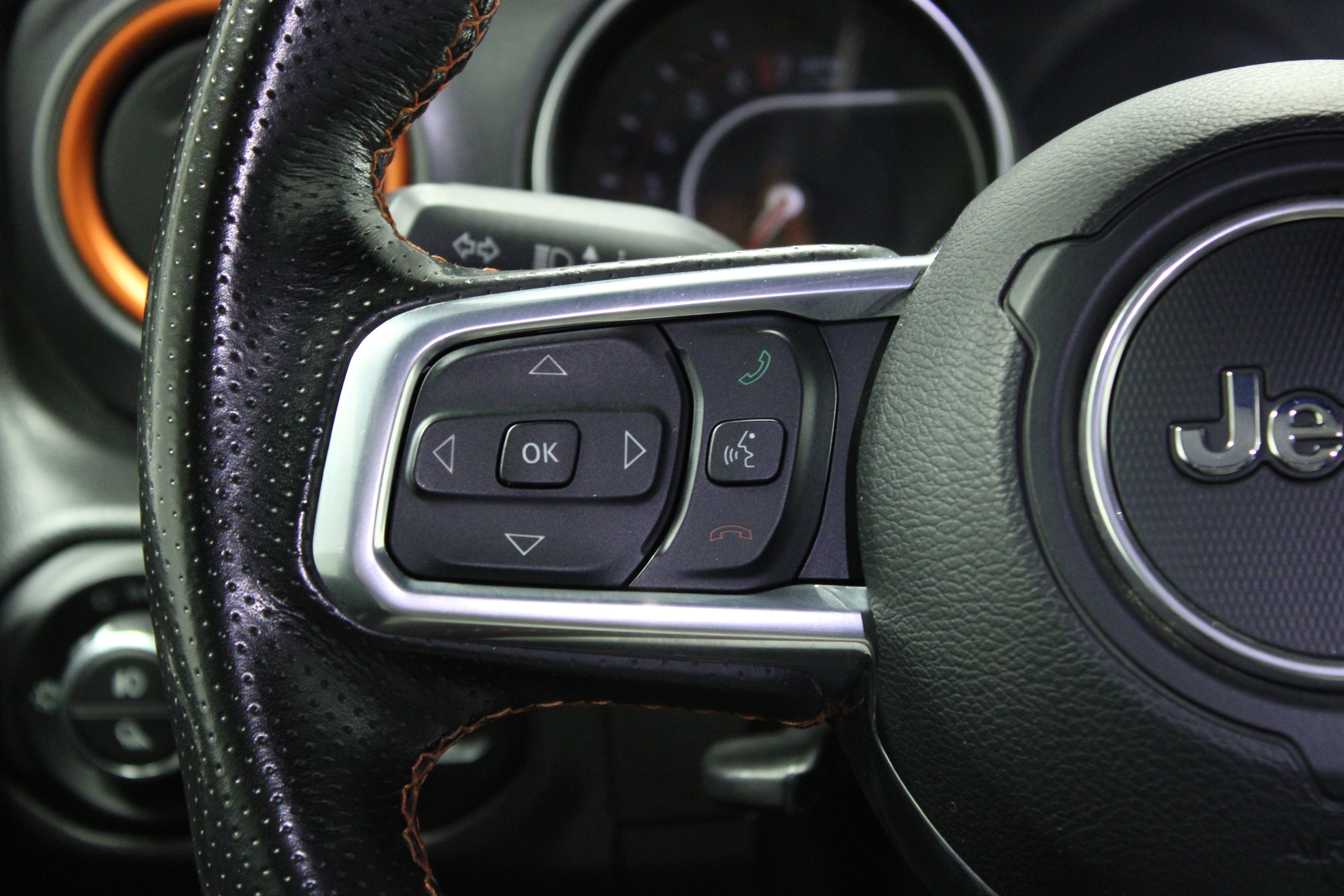 Used 2021 Jeep Gladiator Mojave image 22