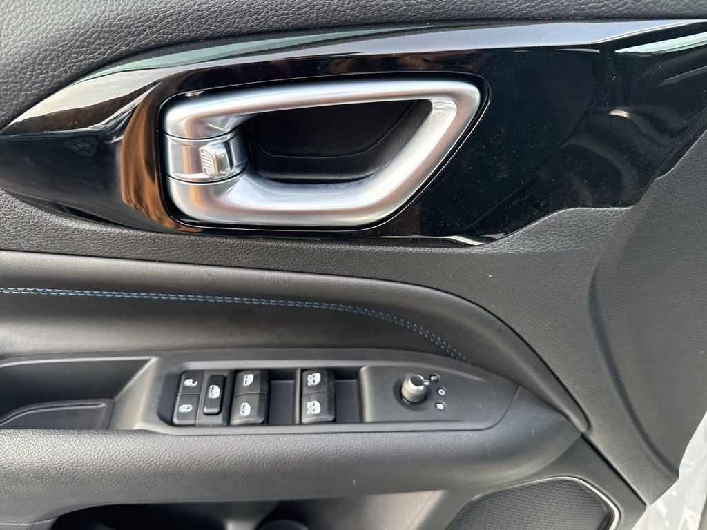 New 2026 Jeep Compass Latitude AWD/4WD image 12