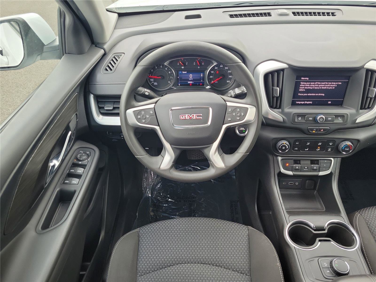 Used 2023 GMC Terrain SLE image 10